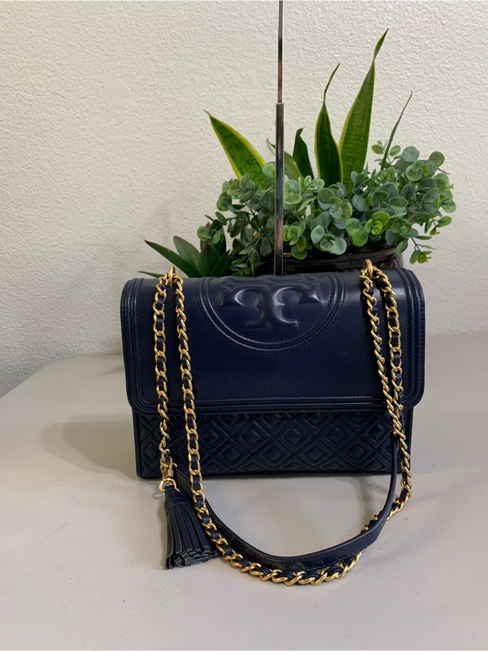 ππ Tory Burch Navy Fleming Quilted Leather Shoulder Bag - Picture 7 of 12
